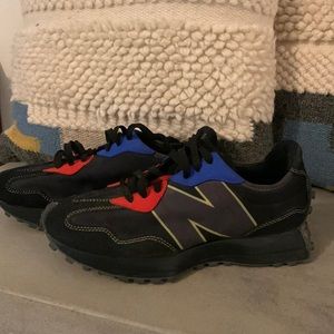 MENS NEW BALANCE SHOES SZ 8